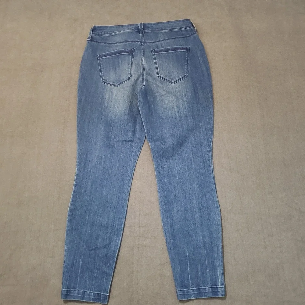 Bandolino Jeans‎ size 4  Women's Lisbeth Curvy Skinny Crop Snap Hem